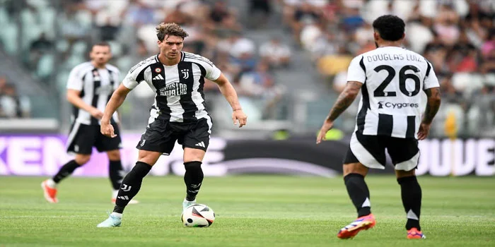 Liga Italia - Prediksi Pertandingan Juventus Vs Como 20 Agustus 2024