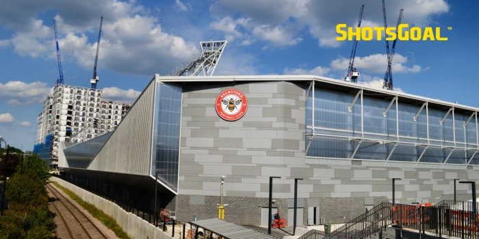 Stadion Gtech Community - Semangat Menyambut Premier League