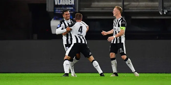 Liga Belanda 2024-2025: Heracles 2-1 Heerenveen